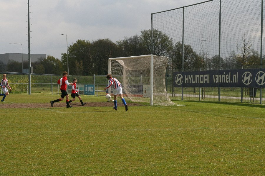 voetbal21042012 030